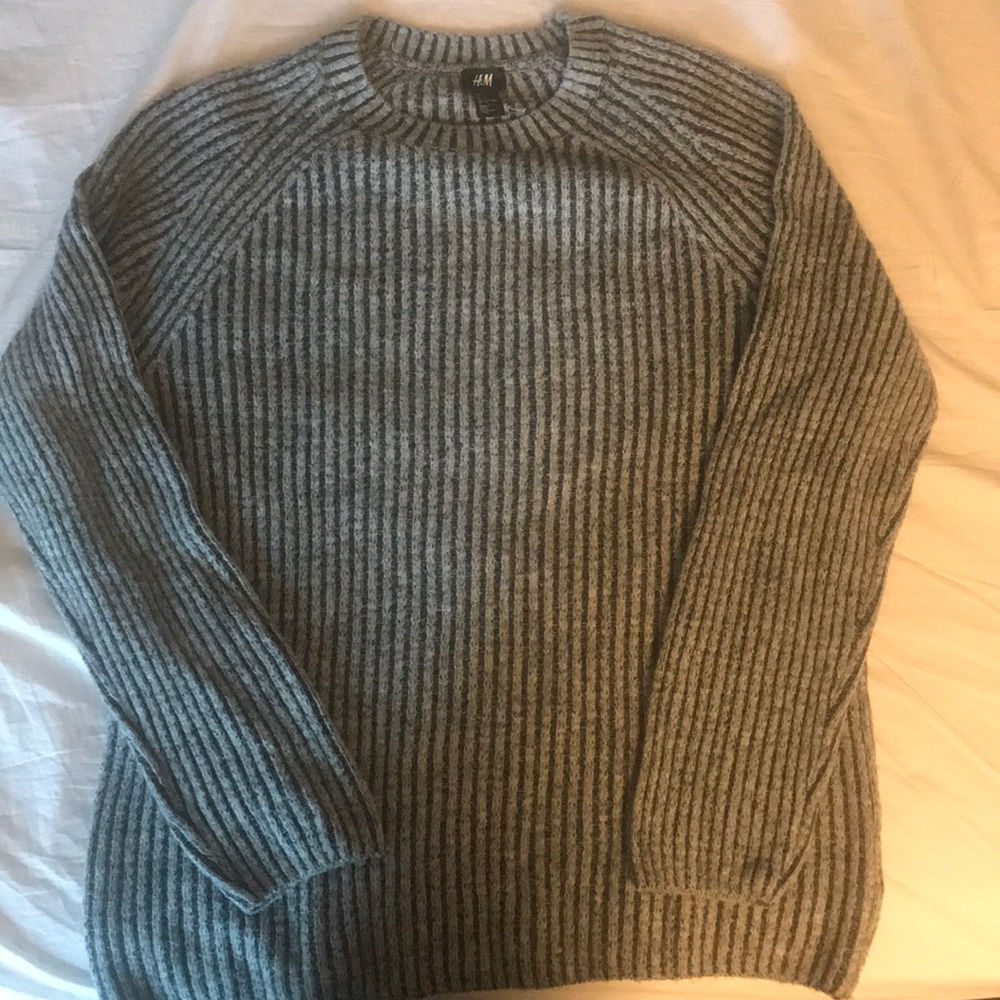 Men’s Grey Knit Crewneck striped sweater